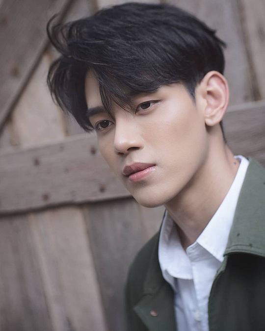 苏帕奇普·查纳派 Suppacheep Chanapai照片