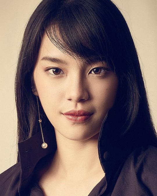 丘普朗·阿瑞昆 Cherprang Areekul照片