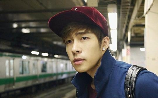 纳特·萨克达通 Nat Sakdatorn照片