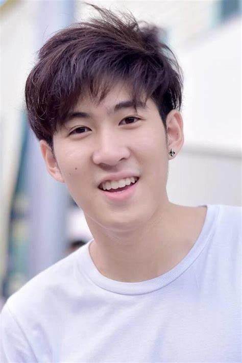 彩拿甘· 阿旁苏提南 Chanagun Arpornsutinan照片