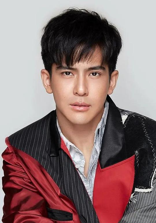 彭沙功·麦塔立卡侬 Pongsakorn Mettarikanon照片