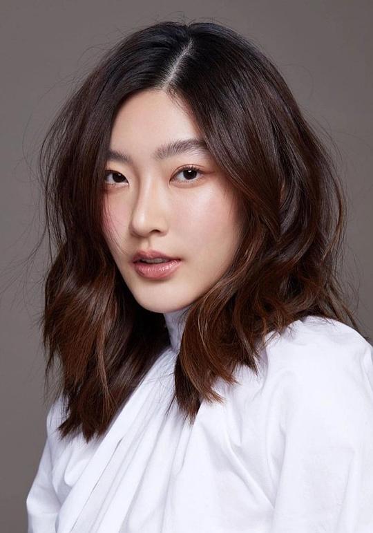 甘雅帕·普萨 Kanyaphak Pongsak照片