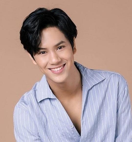 格拉帕·格潘 Korapat Kirdpan照片