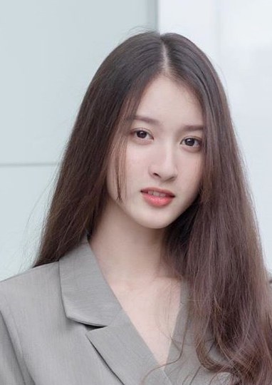 彬雅帕·珍帕诵 Benyapa Jeenprasom照片