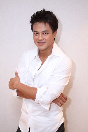 比蒂塞·耶瓦那暖 Pitisak Yaowananon照片