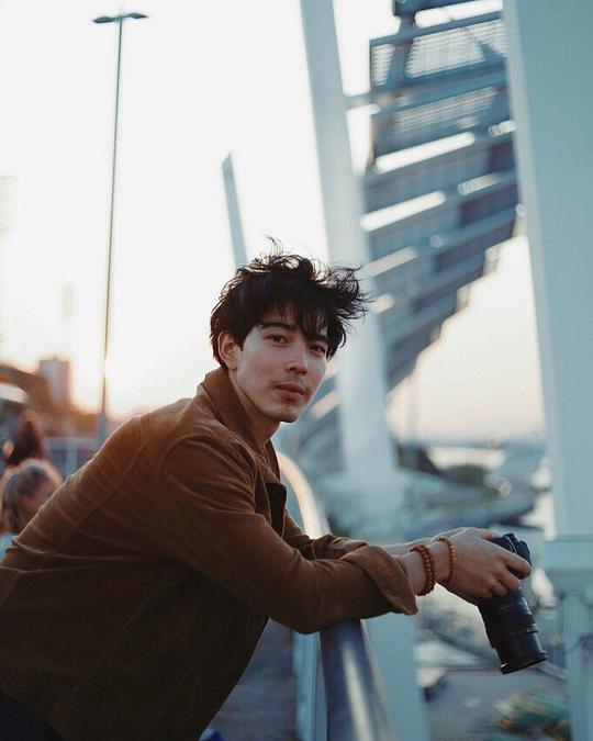 苏提拉克·素维杰拉 Sutthirak Subvijitra照片