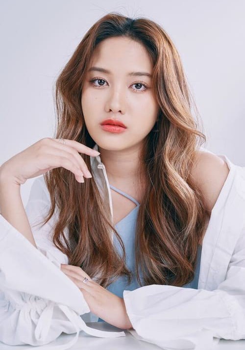 莎露彩·查金哈 Sarocha Chankimha照片