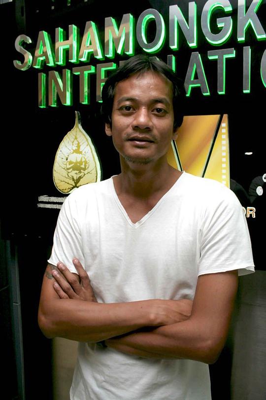 班迪特·通迪 Bhandit Thongdee照片