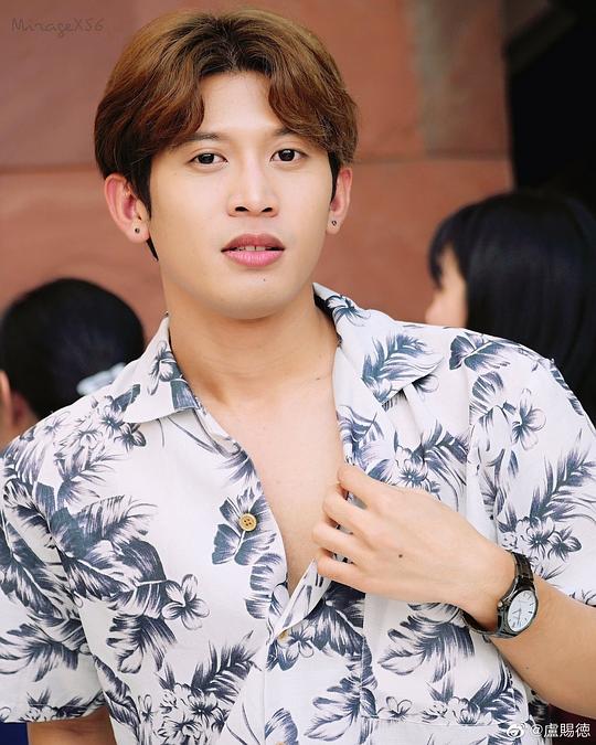 甘锡弗·西罗拉塔纳帕尼 Kantheephop Sirorattanaphanit照片