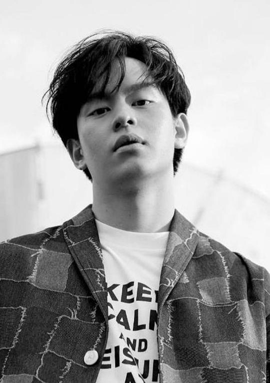 塔纳通·宽卡尔 Thanathorn Khuankaew照片