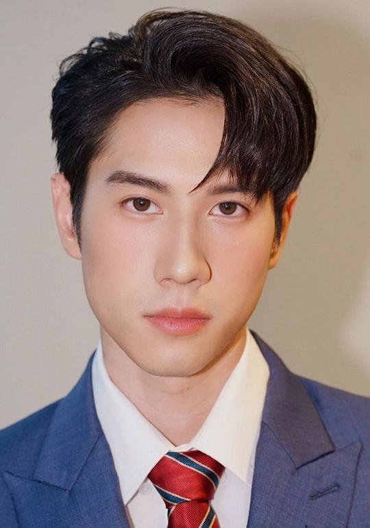 拉皮彭·塔帕苏万 Rapheephong Thapsuwan照片