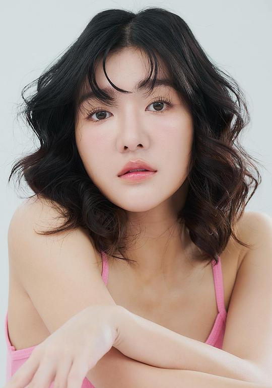 詹尼斯·奥普拉斯特 Jennis Oprasert照片