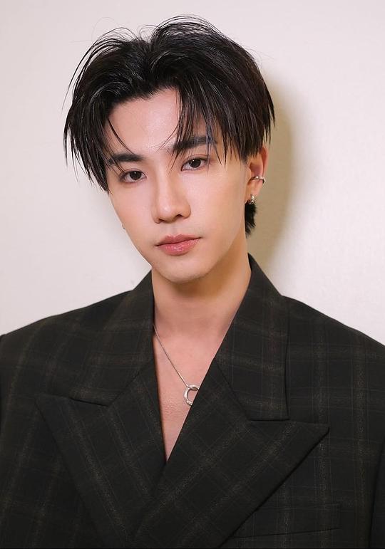 塔纳朋·苏库潘塔纳汕 Tanapon Sukumpantanasan照片