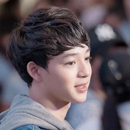 苏拉德·皮凌瓦 Suradej Pinnirat照片