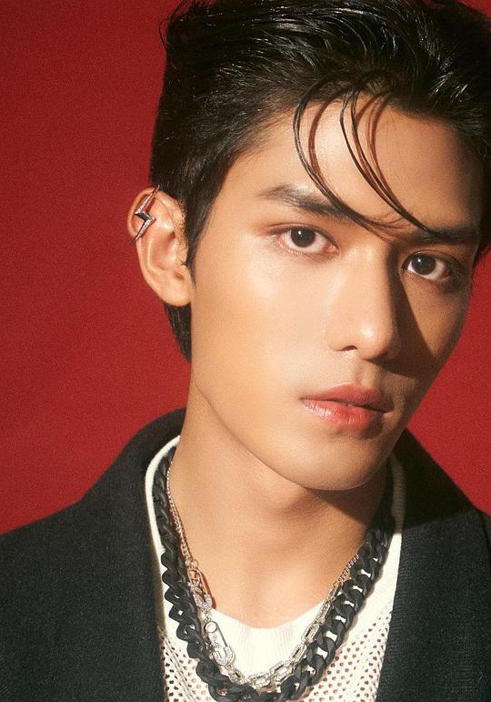 西拉陂普·玛尼提坤 Siraphop Manithikhun照片