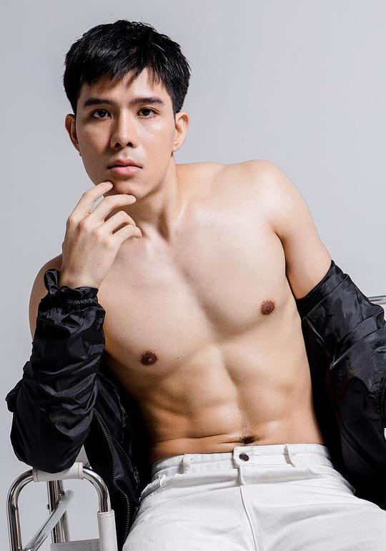 图斯·托特撒瓦缇 Tuss Thotsawat照片