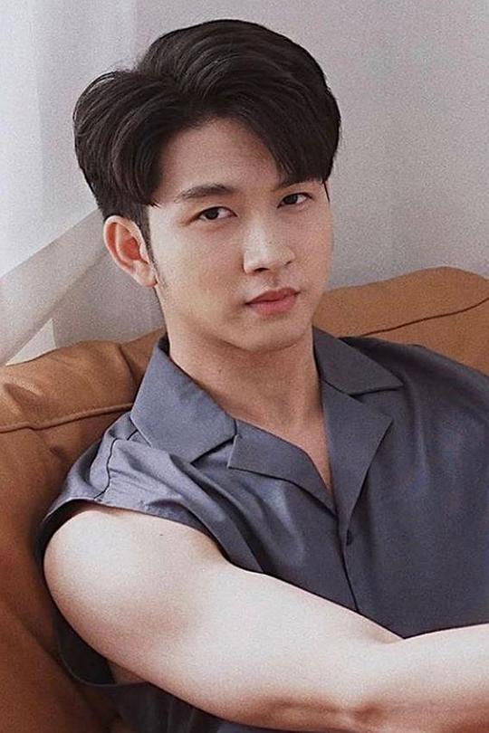 纳帕特·辛纳库安 Napat Sinnakuan照片