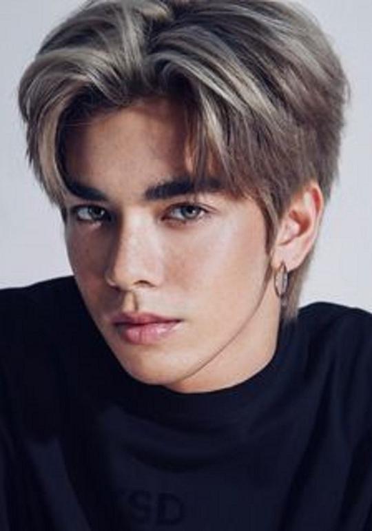 塔纳塔特·英波查伊 Tanatat Ingphochai照片