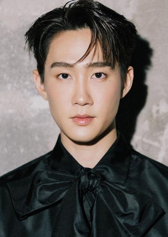 忖拉透·倥音涌 Chonlathorn Kongyingyong照片