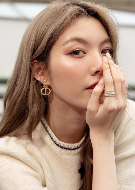 珙恩娜帕·瑟塔拉塔那彭 Kornnaphat Sethratanapong照片