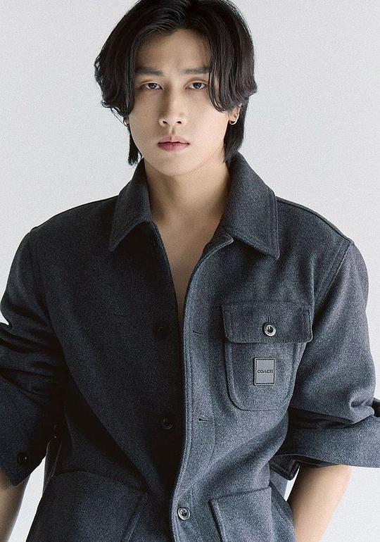 温查帕·苏梅提固 Wichapas Sumettikul照片