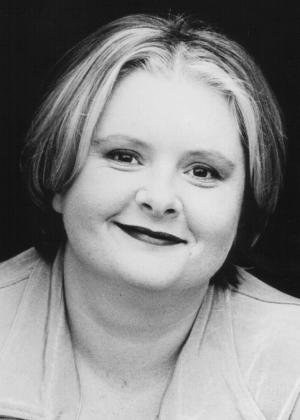 玛格达·苏班斯基 Magda Szubanski照片