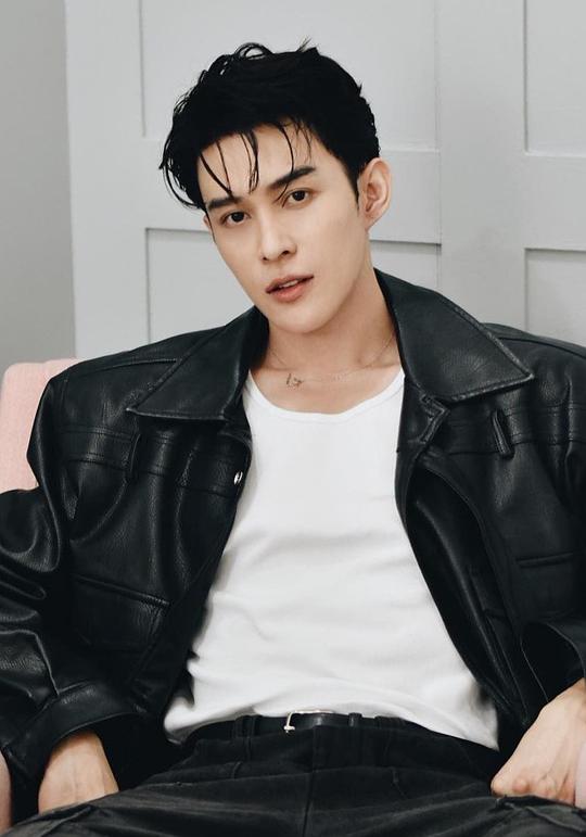 派纳彭·凯桑 Pranapong Khaisang照片