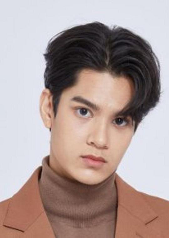 梁智英 Teachapat Pinrat照片