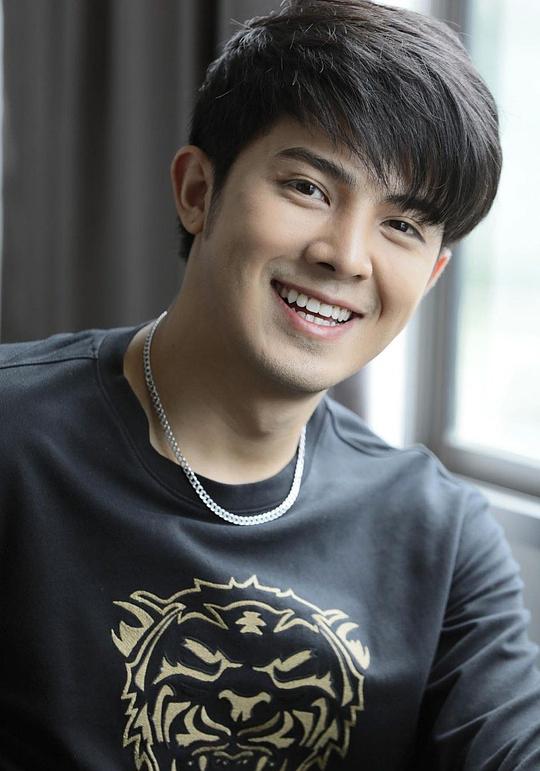 卡缇·塔纳瓦特·苏克弗恩仸 Kut Tanawat Sukfuengfoo照片