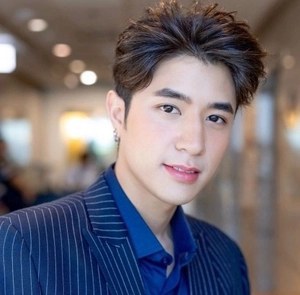 阿卡纳吾·曼格拉苏 Akalavut Mankalasut照片