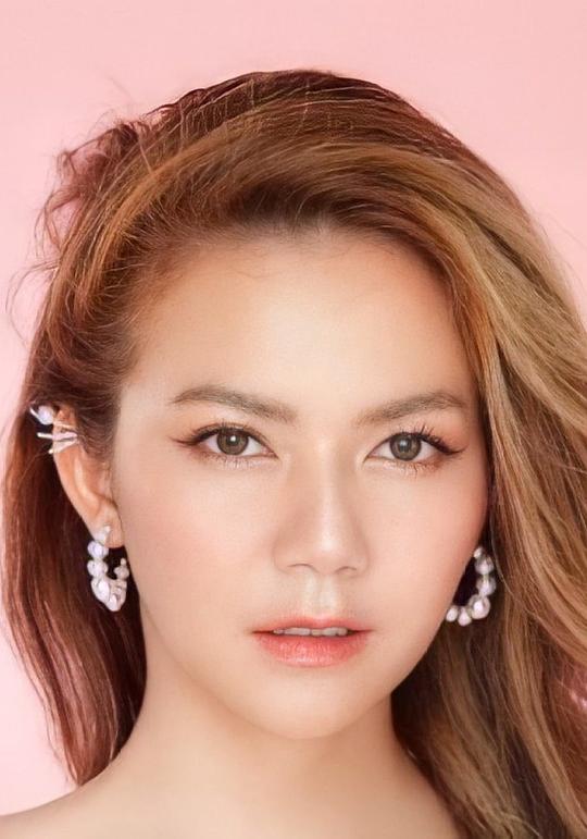 农潘妮·马哈得泰 Nongpanee Mahadthai照片