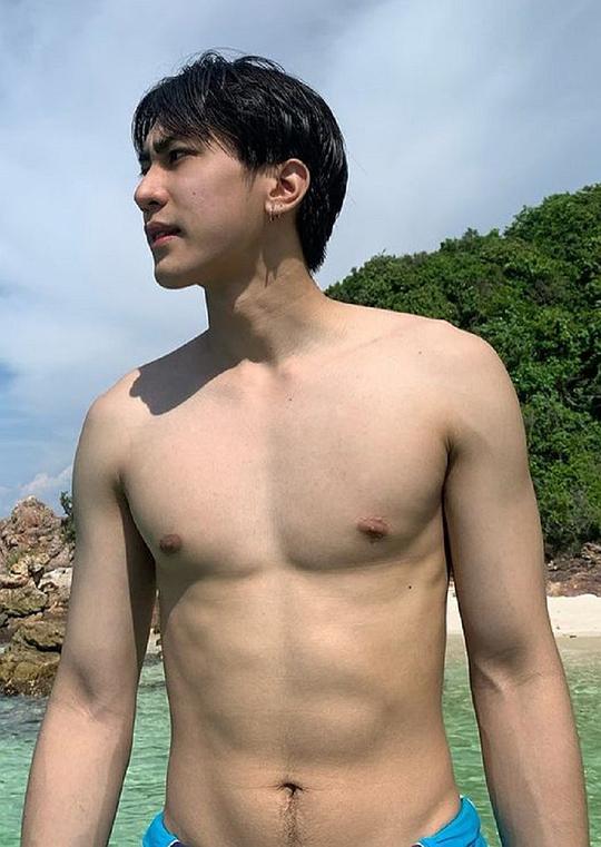 坎塔彭·措姆普潘 Kantapon Chomphuphan照片