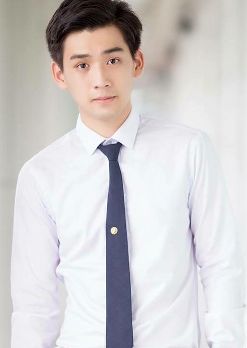 蓬帕特·岸哈披帕彭 Pongpat Unhapipatpong照片