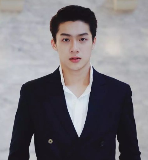 坦纳博迪·杰任 Thanabordee Jaiyen照片