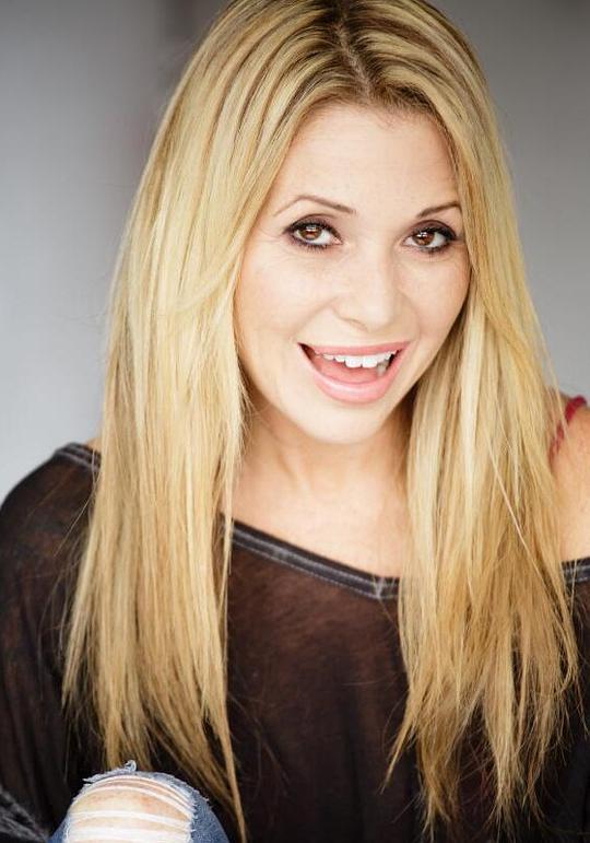 伊丽莎白·戴利 Elizabeth Daily照片