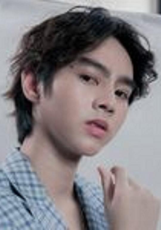 仸里克·投驰·胤希拉特 Folk Touch Inthirat照片