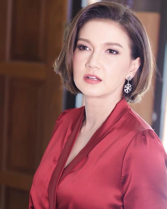 希里亚姆·帕克迪杜姆朗格瑞特 Siriam Pakdeedumrongrit照片