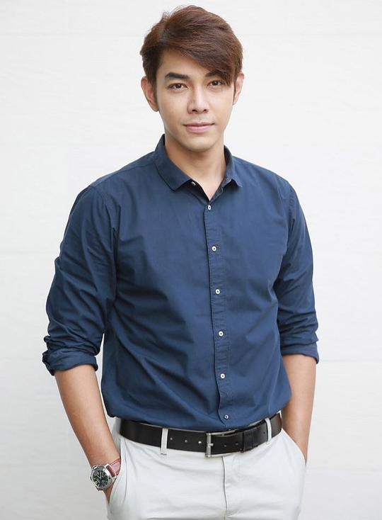 帕苏特·邦亚 Pasut Banyam照片