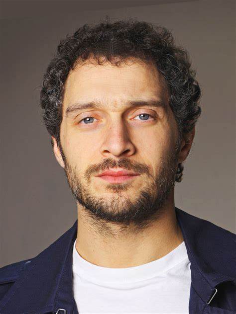 克劳迪奥·桑塔玛利亚 Claudio Santamaria照片