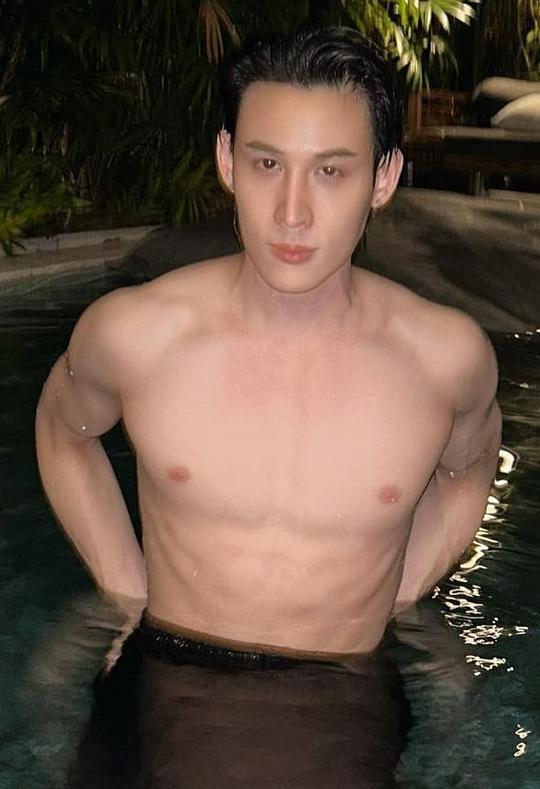 因托楚克·英拓楚克·倥拉玛苏皖 Intouch Intouch Kooramasuwan照片