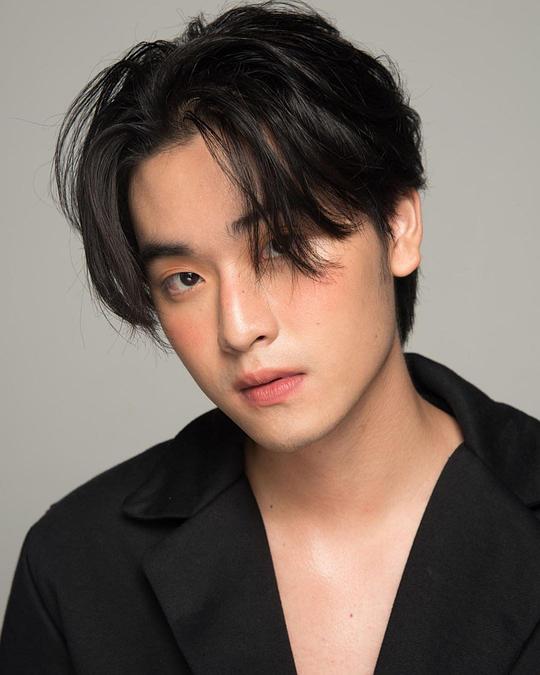 塔雷·萨古安迪坤 Talay Sanguandikun照片