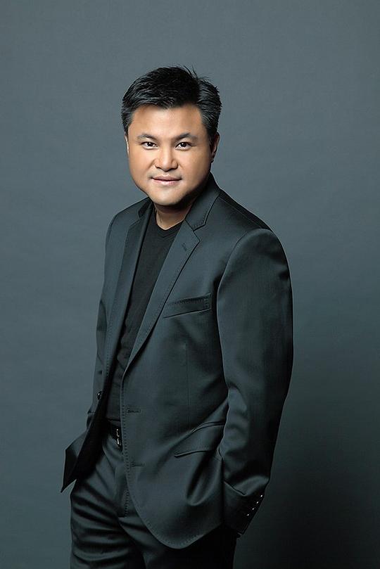 塔康基·维拉万 Takonkiet Viravan照片