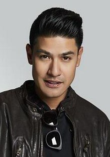 普里·希雷普鲁克 Puri Hiranyapluek照片