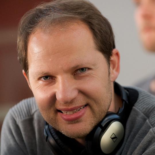 丹尼斯·萨丁 Dennis Satin照片