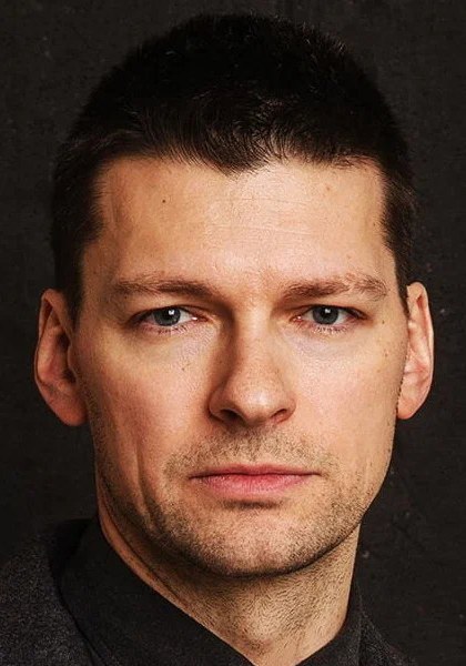 丹尼尔·斯特拉霍夫 Daniil Strakhov照片