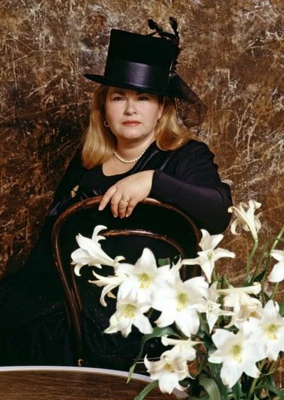 尼娜·乌萨托娃 Nina Usatova照片