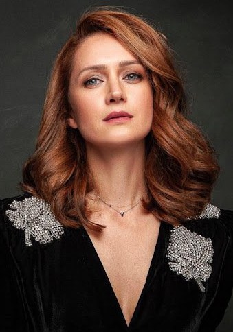 维克多利亚·伊萨科娃 Viktoriya Isakova照片