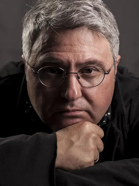 德米特里·梅谢耶夫 Dmitri Meskhiyev照片