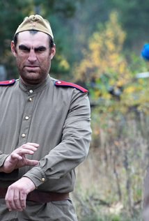 Aleksey Dmitriev照片