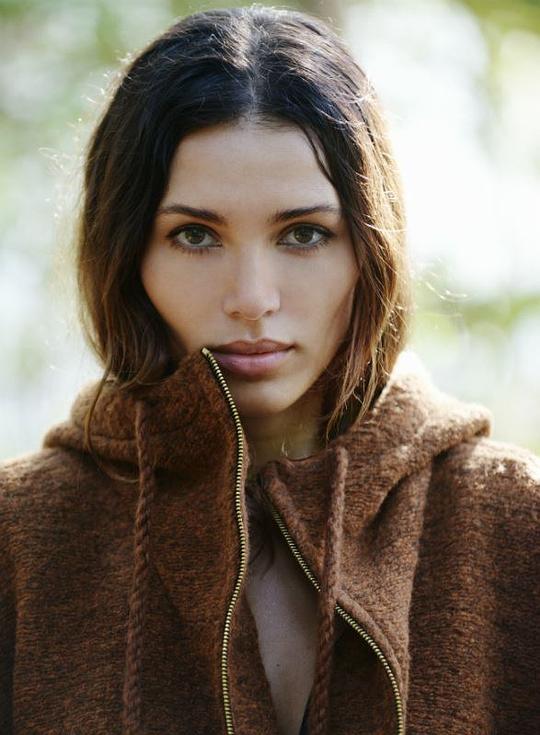 克里斯蒂娜·谢帕瓦勒瓦 Kristina Shapovalova照片